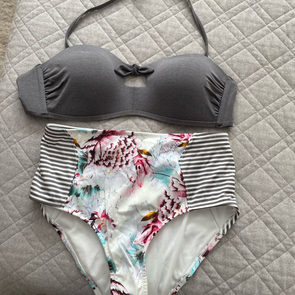 Athleta Bikini - Perfect for the pool or beach!